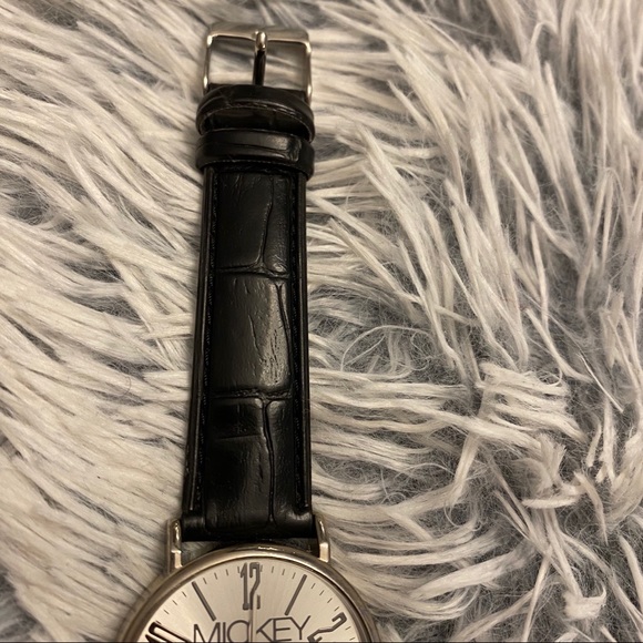 Mickey Mouse Black Watch - Picture 4 of 8